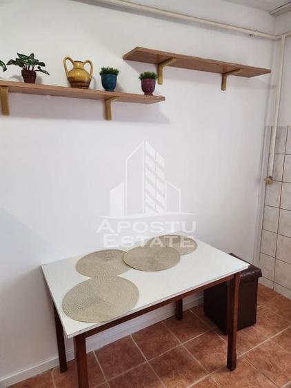Apartament 2 camere, renovat, ideal investie, zona Olimpia - 9