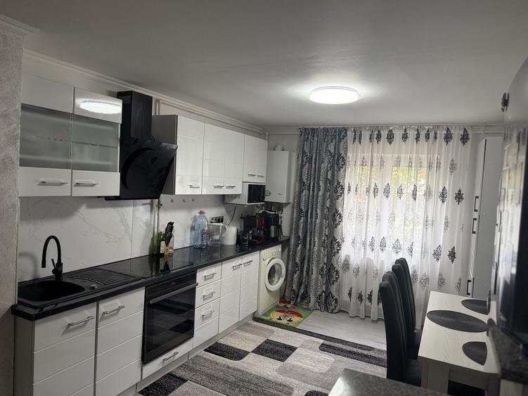 Apartament 3 camere - 1