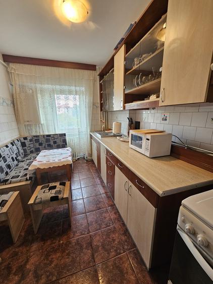 550euro, Bdul Independentei UMF, apartament 3 camere, model spatios - 2