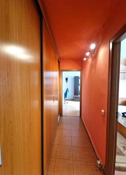 Ghencea intersectie cu Brasov-2camere-360 Euro-Comision 0% - 9