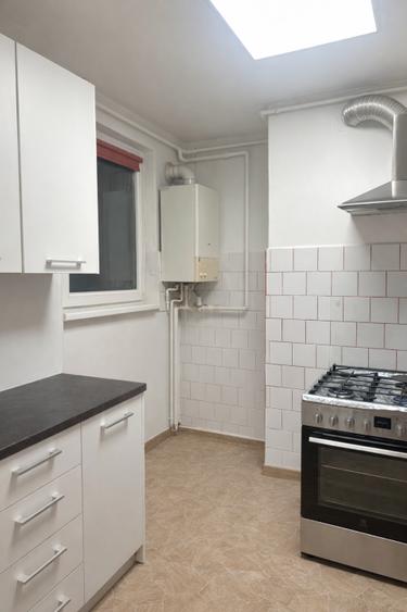 Apartament de vânzare Str. Moldovei  zona școala George Cosbuc - 4