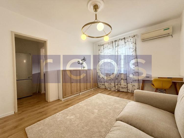 VÂNZARE 2 CAMERE | ZONA TITAN | MOBILAT SI UTILAT - 4