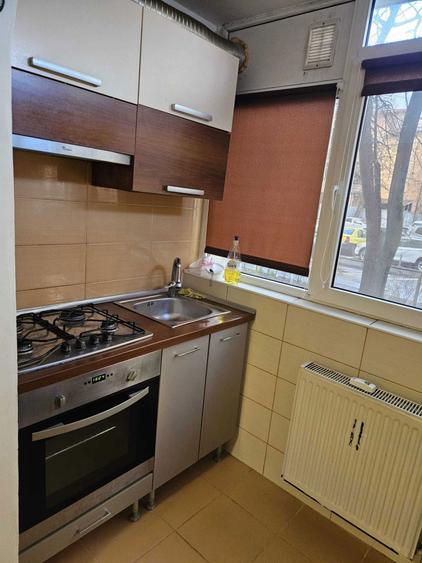 Inchiriere Apartament 2 camere - 10-15 minute de metrou Piata Sudului - 1