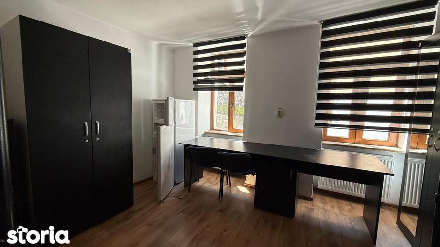 Afacere la cheie! De vanzare Casa singur in curte Centrul Istoric - 8