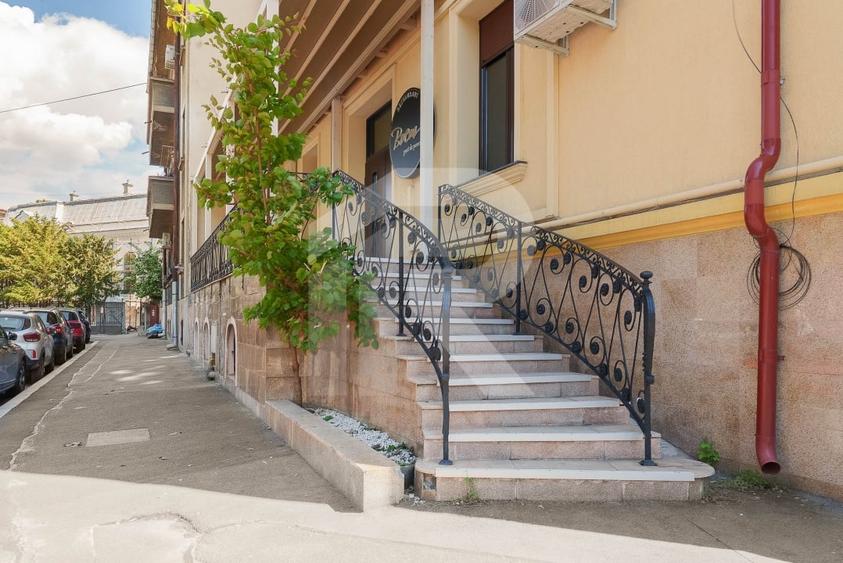 RESTAURANT DE VANZARE  zona ARMENEASCA - 3