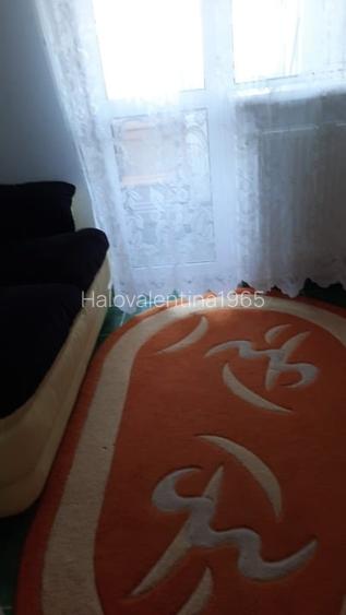 Inchiri Garsoniera zona tomis mall