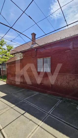 Casa cu poveste si potential locul perfect pentru un nou inceput in Seica Mare - 13