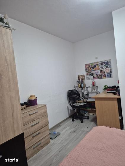Apartament cu 2 camere,parcare inclusa, zona Florilor - 10