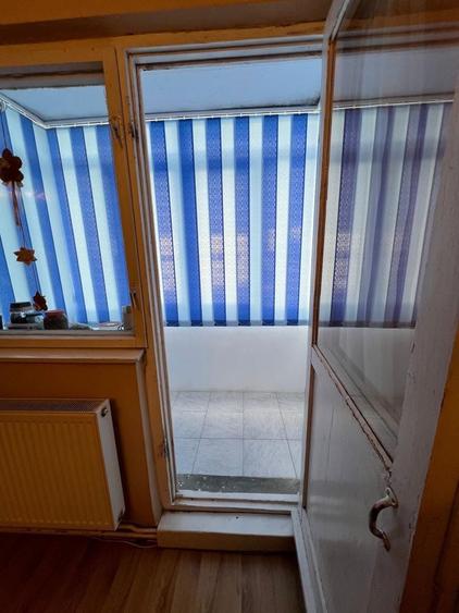 Apartament de vanzare - 5