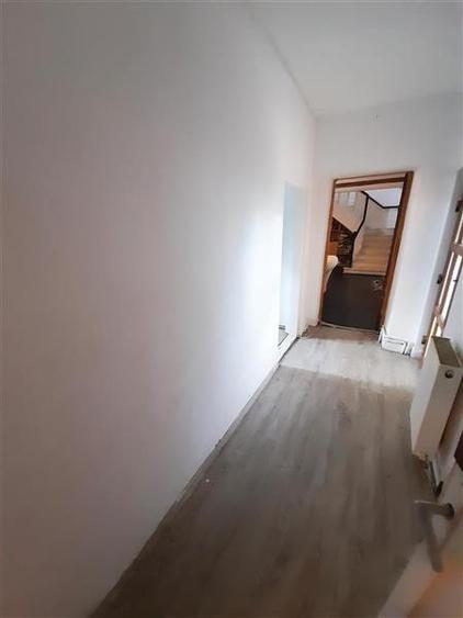 Vanzare casa 5 camere zona Schuller - 3