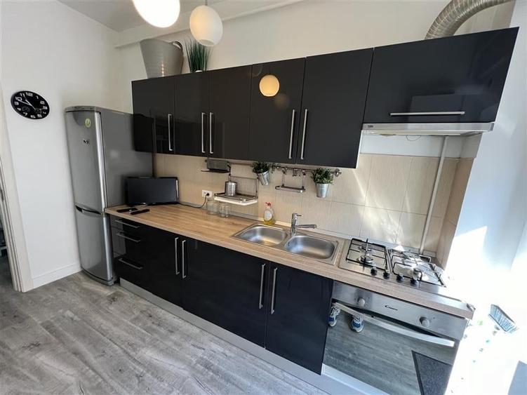 Garsoniera bloc nou, et 2, mobilata + utilata,  Scoala 2 - 2