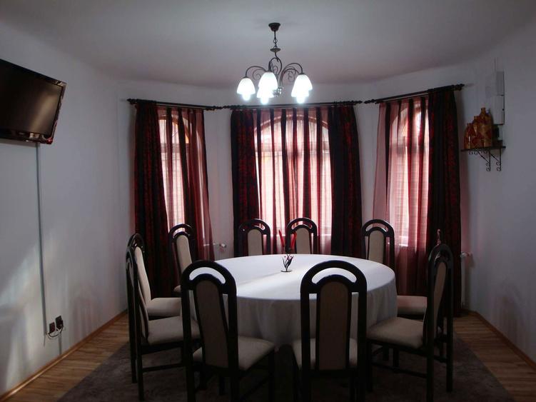 apartament de inchiriat la busteni - 2