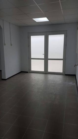 Proprietar - Blv., posibil rez+com, cu chirias, potențial ridicat - 3