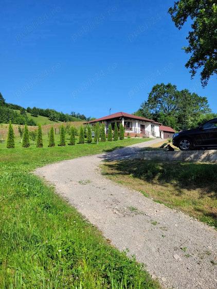 Casa si teren intravilan 2,7 hectare in Sovata - 1
