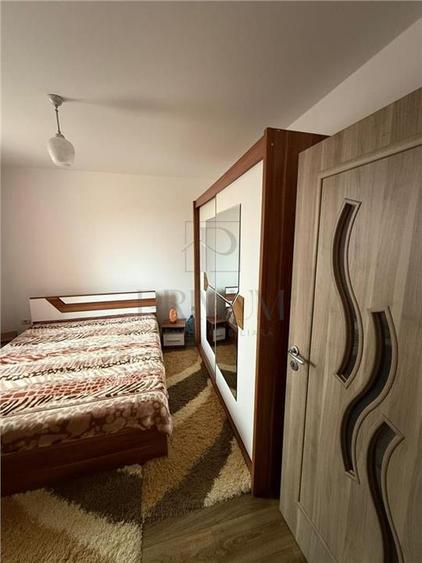 Sag- mobilata si utilata- strada asfaltata- panouri fotovoltaice - 5