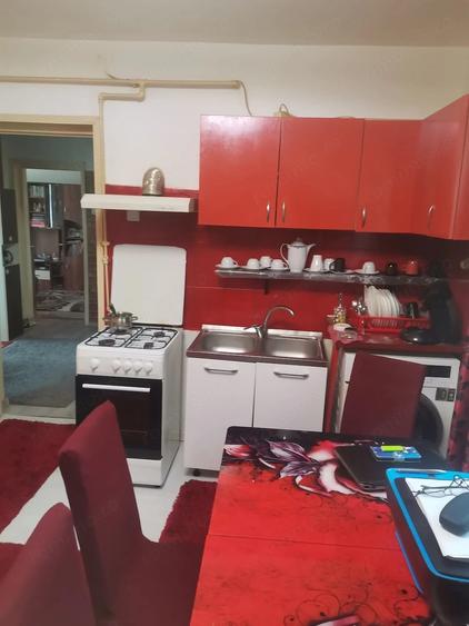 Apartament cu 3 camere decomandat în Iclănzel
