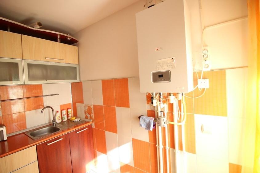 Casa de vanzare, 4 camere, sat Schela - 10