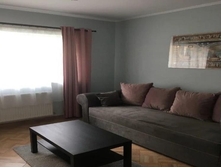 1 camera in zona Favorit - 1