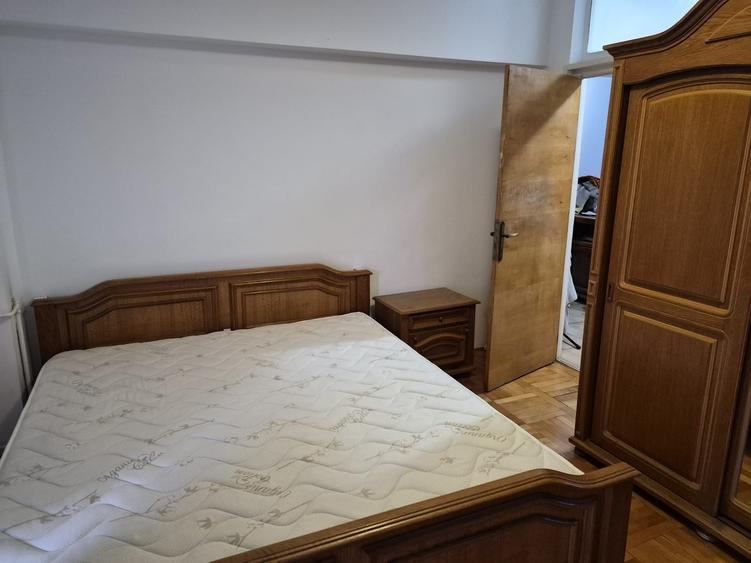 Piata Unirii metrou-Unirea Shopping Centre - 8