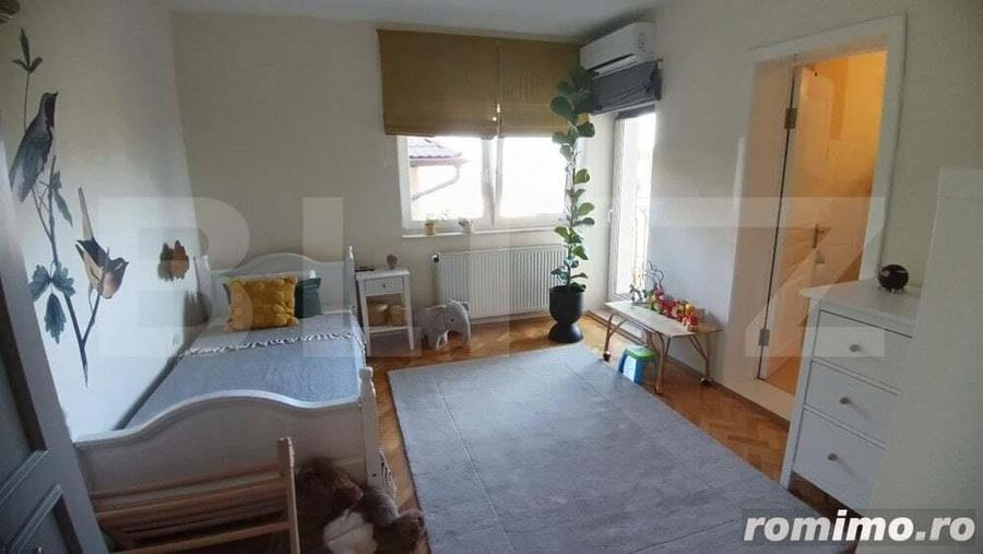 Casa de vanzare, pretabila pentru Pensiune sau regim hotelier - 3