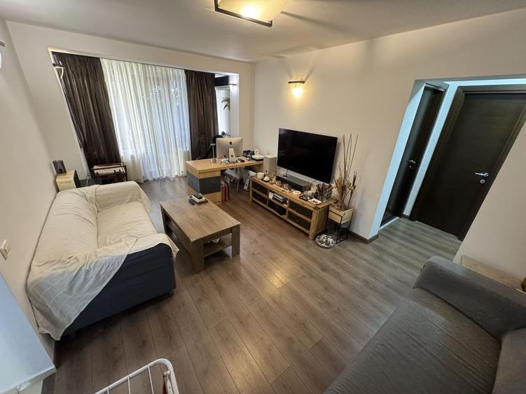 Apartament 2 camere zona Tomis 2 - 1