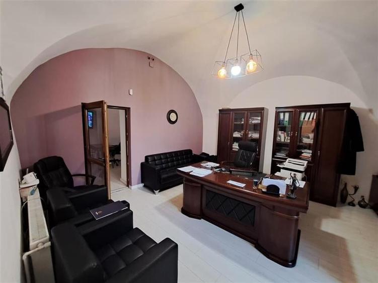 Spatiu pentru birouri, 40 mp utili, situat in zona Ultracentrala! - 3