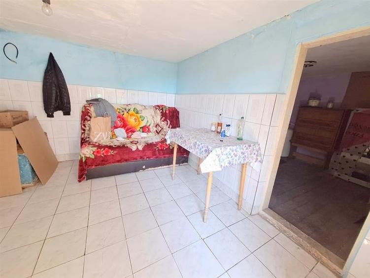 Teren 371 mp curti constructii+casa 5 camere si anexe, zona Izvoare - 13