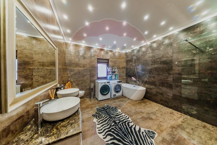 Casă de lux , finisaje premium, piscină, curte amenajată –Vladimirescu - 14