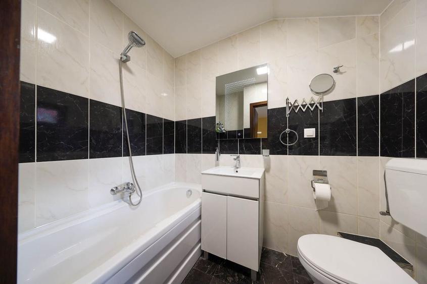 Casă deosebită de v&acirc;nzare &icirc;n centrul Brașovului - 43