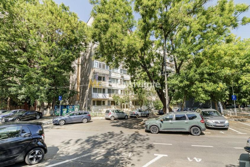 Apartament cu 2 camere decomandat în Drumul Găzarului