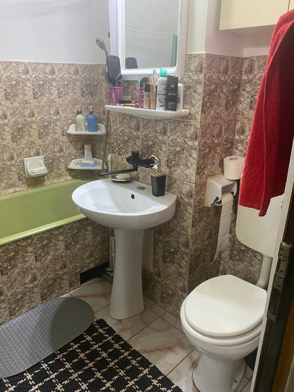 Apartament 2 camere decomandat, zona Km 5 - 15