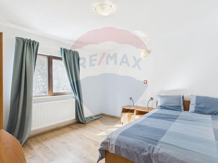 Vilă cu Hammam, garaj și sistem fotovoltaic – Sinaia, Calea Brașovului - 24