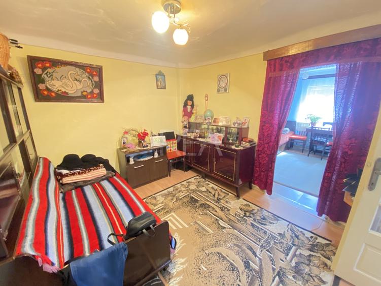 Casa cu Garaj- Zona Teius - 2