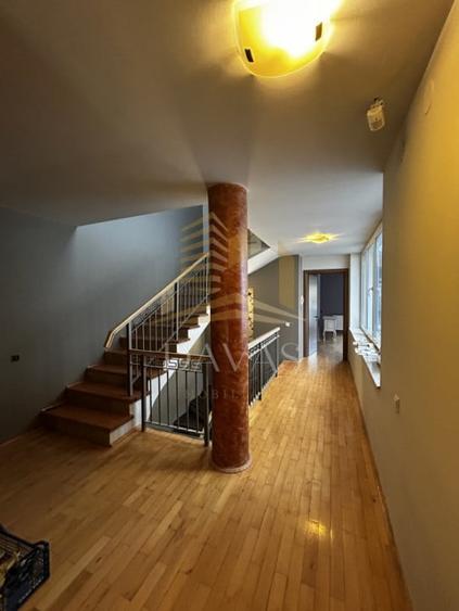 Casa insiruita 5 camere de inchiriat | Buna ziua | Garaj dublu - 9