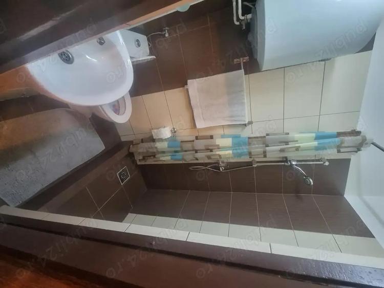 Inchiriez garsoniera tg mures 7 noiembrie - 1