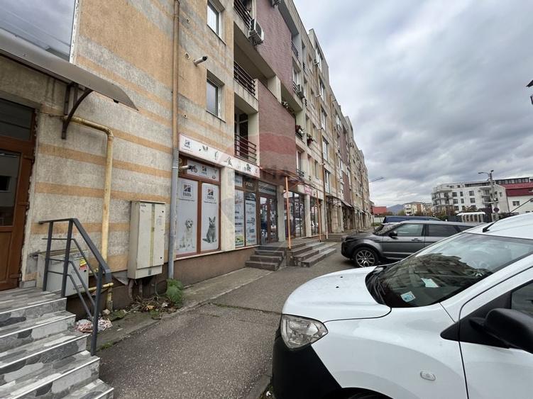 Spațiu comercial de 200mp de închiriat în zona Vasile Alecsandri - 2