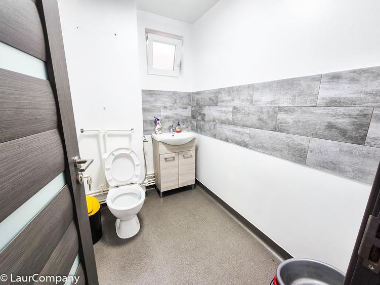 Spatiu comercial , cabinete , birouri Nord Pitesti - 13