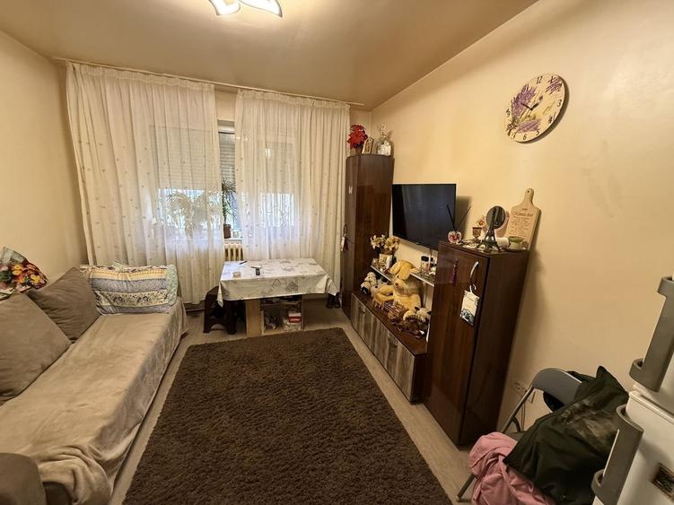 Garsoniera zona Abator - 1