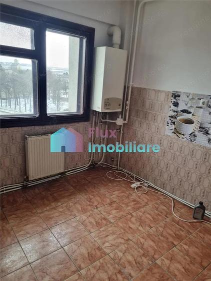 Apartament nemobilat 2 camere intrare Obcini - 4