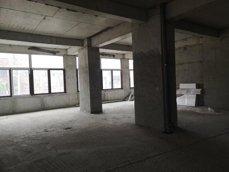 UNIRII - Zepter vanzare spatiu comercial 700 mp mezanin intrare din strada - 12