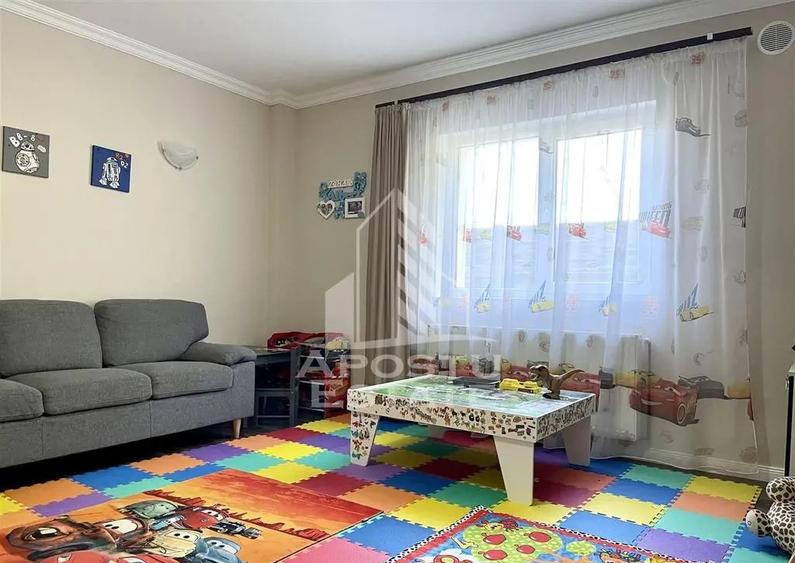 Casa central Dumbravita - 10