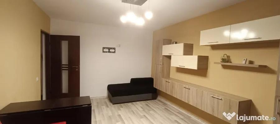 Apartament cu 2 camere decomandat în Canta