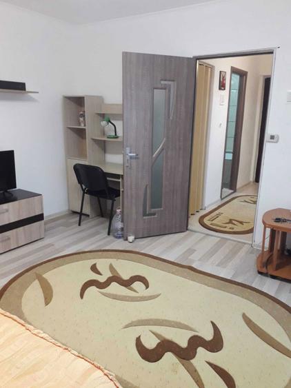 Inchiriez garsoniera - 8