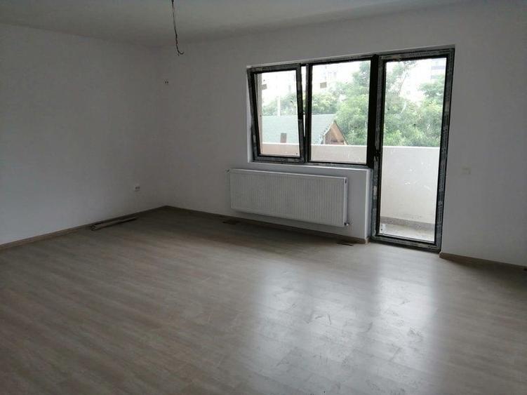 Apartament 2 Camere, Decomandat, Berceni - 12 Min Metrou - 2