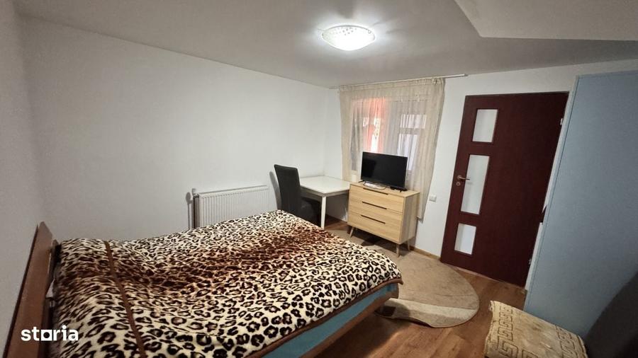 Casă cu 4 camere cu Teren 5344 Mp în Rucăr