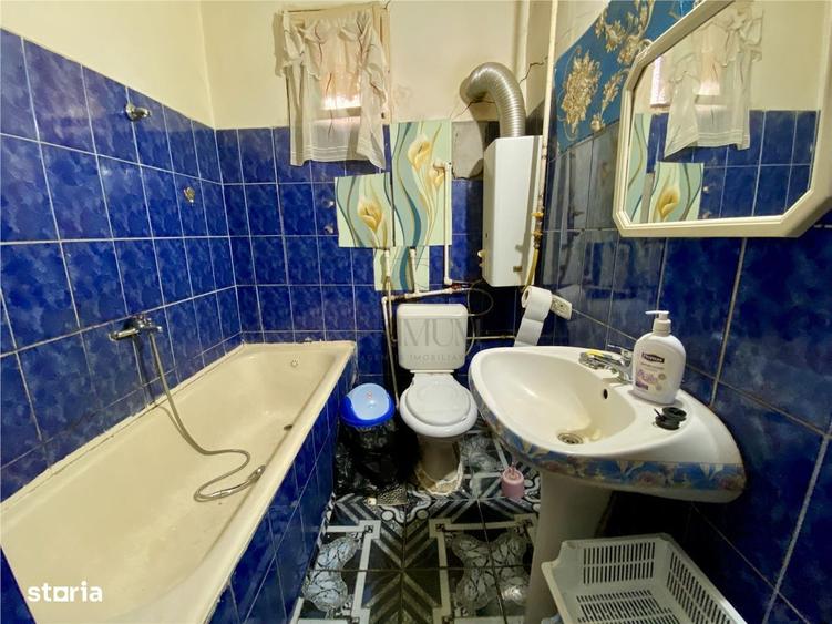 Casă cu 4 camere cu Teren 357 Mp în Lipovei