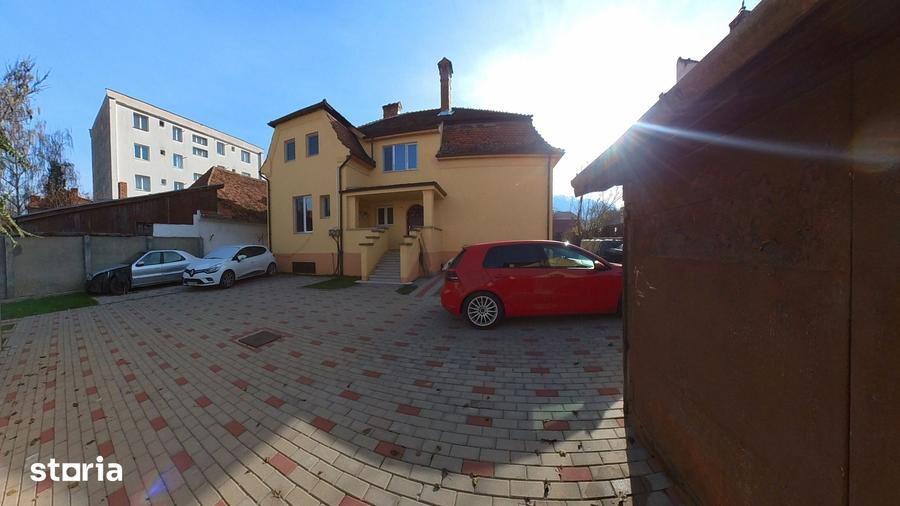 Vila tip Duplex in centrul istoric Brasov, cu 70% din terenul de 900mp - 4