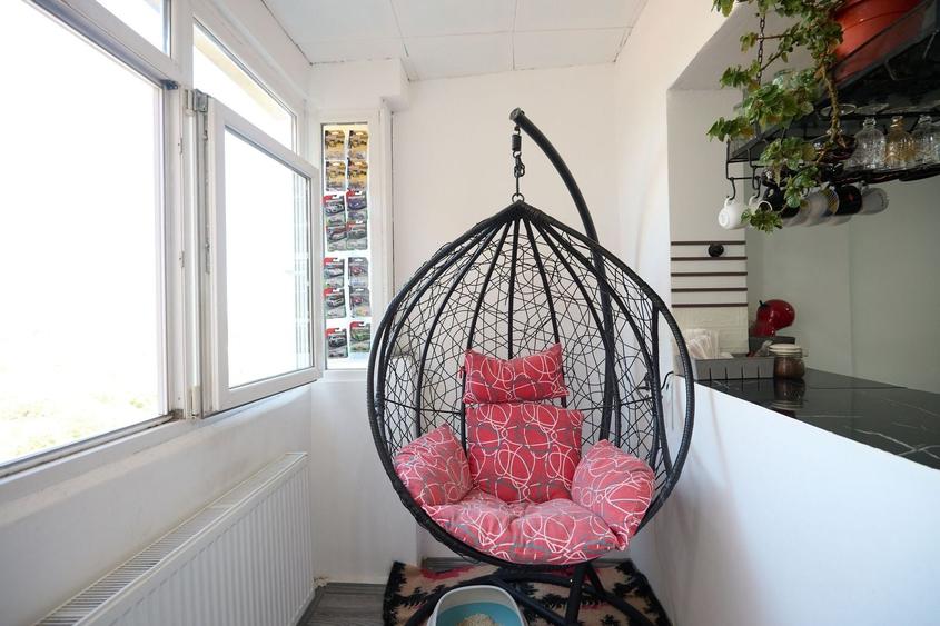 Apartament cu 4 camere decomandat în Central