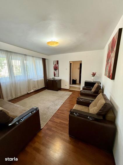 Inchiriez Apartament Renovat 3 Camere Pajura, sect. 1 - 17