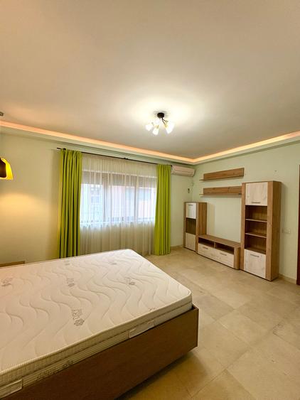 Apartament cu 5 camere în Mogoșoaia